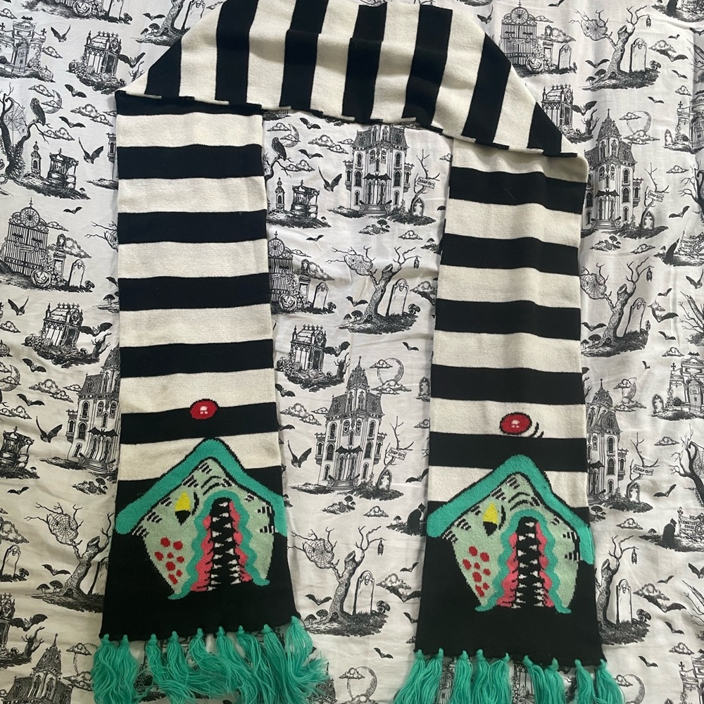 Beetlejuice Sandworm Knit Scarf